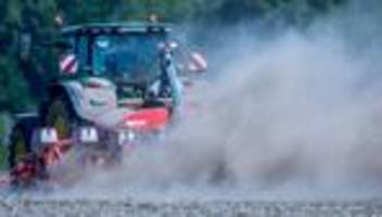 dürre: trockenheit: agrarminister stellt bauern hilfe in aussicht