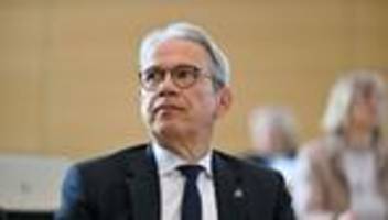 extremismus: landesinnenminister: radikalisierung durch soziale medien