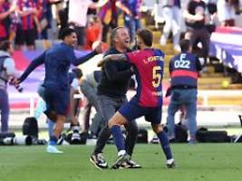 epische comebacks und trophäen: liebe für flick: barcelona schenkt neuen vertrag zum triple