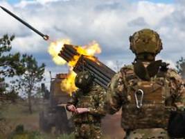 Ermittlungen eingeleitet: Ukrainische Soldaten bei Angriff auf Übungsgelände getötet