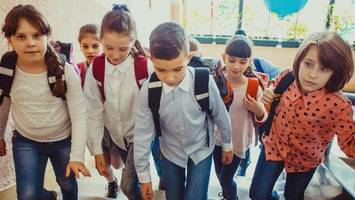 Diese Gymnasien und Stadtteilschulen starten mit den meisten Schülern