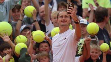 Rothenbaum: Das Rätsel um die Bälle – und überall Stöhnen