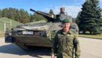 verteidigung: boris rhein will in litauen an bundeswehr-appell teilnehmen