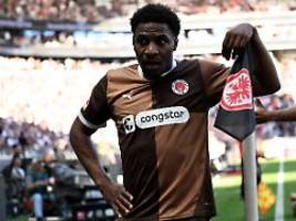 Darf es wieder vorkommen? Nein: Ärger beim FC St. Pauli: Sportchef stellt Wut-Stürmer in den Senkel