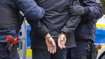 Illegale Rückkehr mit falschem Pass – Poker-Räuber erneut verhaftet