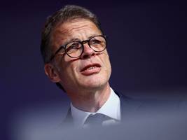 Hauptversammlung: Deutsche Bank umwirbt ihre Aktionäre
