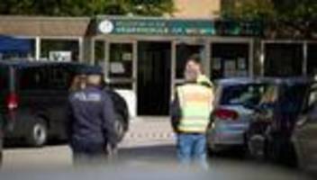 Angriff auf Grundschüler: Polizei nimmt Verdächtigen nach Messerangriff an Schule in Gewahrsam