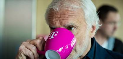 Fußball-WM 2026: Telekom erwirbt TV-Rechte, DFB-Sportdirektor Rudi Völler plaudert