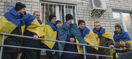 Russland hat offenbar die ersten 390 Gefangene mit der Ukraine ausgetauscht
