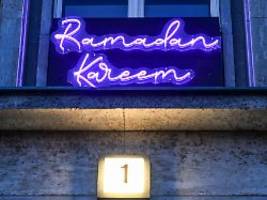 weg mit woke und knallrechts: macht lichter an zum ramadan