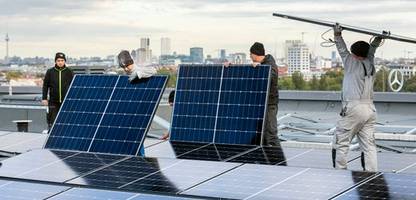 Erneuerbare Energien: Photovoltaik auf Firmendächern rentiert sich nach sieben Jahren