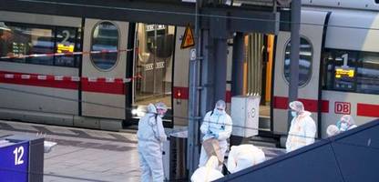 Hamburg: Psychiatrische Unterbringung von Messerangreiferin beantragt