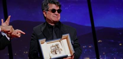 Cannes: Iranischer Regisseur Jafar Panahi erhält Goldene Palme für besten Film