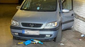 Frau fährt Kleinkind an – und wird selbst schwer verletzt