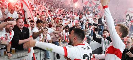 VfB feiert Pokal-Triumph gegen kämpfende Arminia-Helden