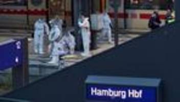 messerangriff am hamburger hauptbahnhof: es macht uns fassungslos, wen wir aus dem gewahrsam entlassen müssen