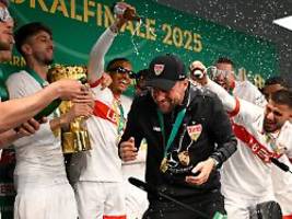 VfB-Titeltrainer: Abbruch!: Hoeneß wehrt sich gegen Glatze und Berghain-Blamage