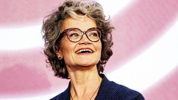 claudia nemat verlässt telekom: „führung ist ihre größte stärke“
