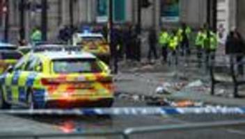 Liverpool: Auto fährt in Menschenmenge bei Meisterfeier des FC Liverpool