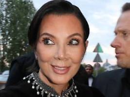 30 Jahre jünger: Das Internet staunt über Kris Jenners neues Gesicht