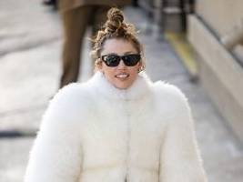 bein begann sich aufzulösen: dreharbeiten brachten miley cyrus auf intensivstation