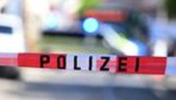 munitionsfund: weltkriegsbombe in dresden-hosterwitz -sprengung vor ort