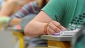 schulabschlüsse: zentrale prüfungen in klasse 10 starten