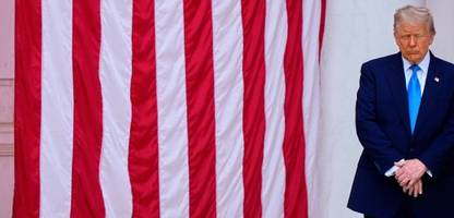 Ukraine-Krieg: Donald Trump kritisiert neue Angriffe, spielt aber Putin in die Hände