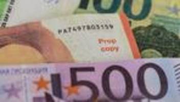 landkreis passau: mann hat 11.000 euro falschgeld dabei