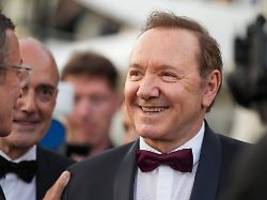 engagiert sich für rolle selbst: kevin spacey führte bei action-thriller regie