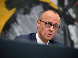 Neue Bundesregierung: Merz verteidigt Migrationskurs der Bundesregierung