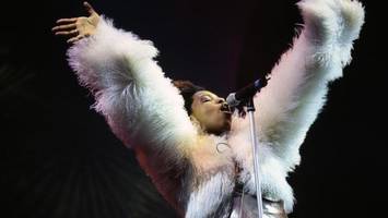 Fahrig und unkontrolliert: Was war nur mit Macy Gray in Hamburg los?