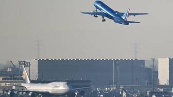 eu-genehmigung: condor klagt gegen lufthansas einstieg bei ita