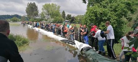 Ein Jahr nach der Jahrhundert-Flut: Bilder, die unvergessen bleiben