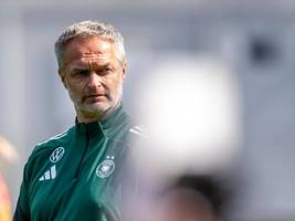 Irritationen bei den DFB-Frauen: Der Elefant in der Kabine