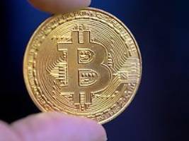 Kryptowährung wird versteigert: Straftäter schenkt Tschechien 40 Millionen Euro in Bitcoins