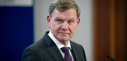 Israel: Wadephul kündigt Überprüfung deutscher Waffenexporte an