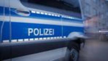 spezialkräfte rücken aus: mann gerät mit vermieter in streit - polizeieinsatz
