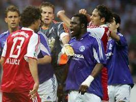Dramatische Doppel-Schmach: Als die Bayern die Königsblauen zum FC Schalke 02 schossen