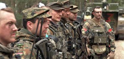 Bundeswehr: Zwischen Zeitenwende und Rekrutierungskrise - SPIEGEL TV