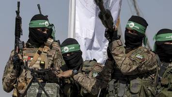 hamas kündigt freilassung von zehn lebenden geiseln an