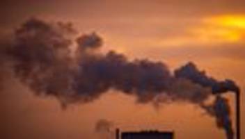 debatte um klimaziele: kretschmer fordert anpassung von deutschlands klimazielen