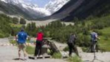 Lötschental: Experten schätzen Gefahr im Bergsturzgebiet weiter als hoch ein