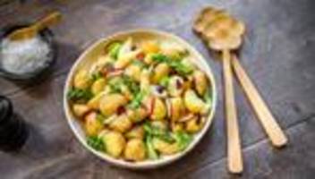 kartoffelsalat mit spargel: kartoffel gut, alles gut