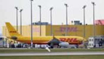 tarifverhandlungen: verdi kündigt dreitägigen streik am dhl-drehkreuz leipzig an