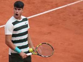 Statement-Sieg bei French Open: Tennis-Gigant Carlos Alcaraz frisst seinen Gegner auf