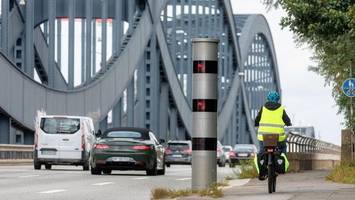achtung, autofahrer! hamburg hat deutlich mehr blitzer als berlin