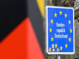 Dobrindt spricht von Asylwende: Bund will allein über Liste sicherer Herkunftsstaaten entscheiden