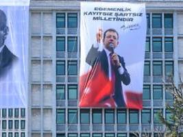 korruptionsvorwürfe gegen chp: polizei nimmt fünf oppositionelle bürgermeister in der türkei fest