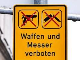 Vornamen von Messerangreifern: Verfassungsgericht: Über AfD-Anfrage muss neu entschieden werden